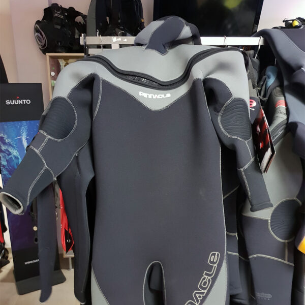 Pinnacle 7/5mm Polar Wetsuit