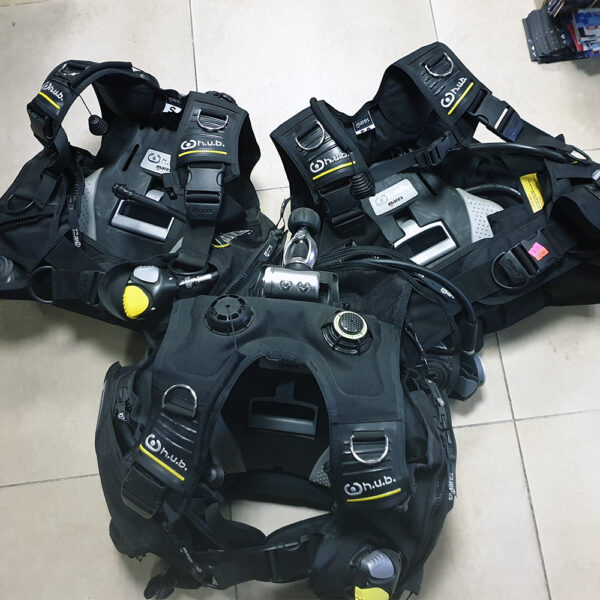 20190220_125113_копия.jpg Mares HUB Century BCD