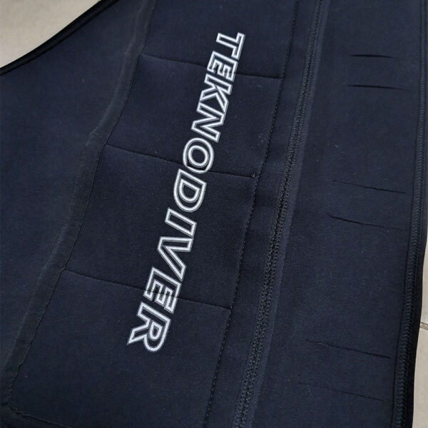 Teknodiver back weight container