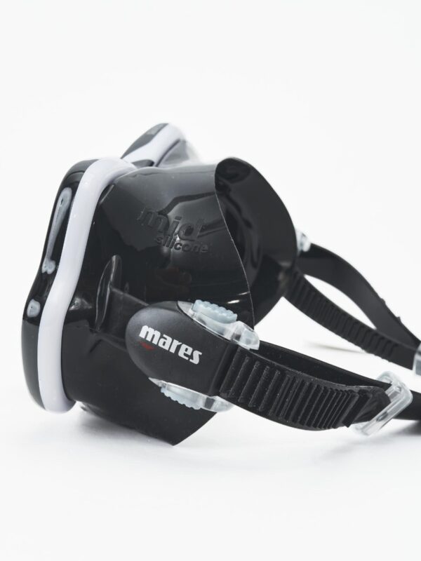 411067-bkwcl_01_x_visiom_mid_1-1.jpg Mares X-Vision Mid Black White