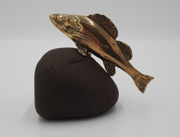 e_erys_on_stone_1-1.jpg Handmade Bronze perch sculpture on natural stone