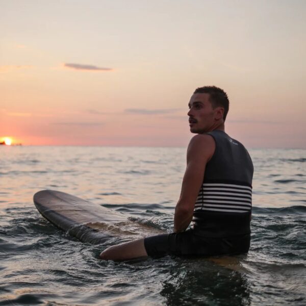 saintjacquestheosurf_900x-2.jpg Saint Jacques Theo No Sleeve Top 3 mm Bleu/Kaki