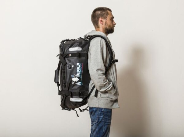 voyager-light-evo-nero-45lt-dress-back_2-3.jpg Amphibious Voyager Light Evo Black 60L